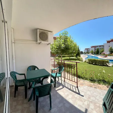 Apartman Privelidge Big Pool And Sea First Floor Elenite